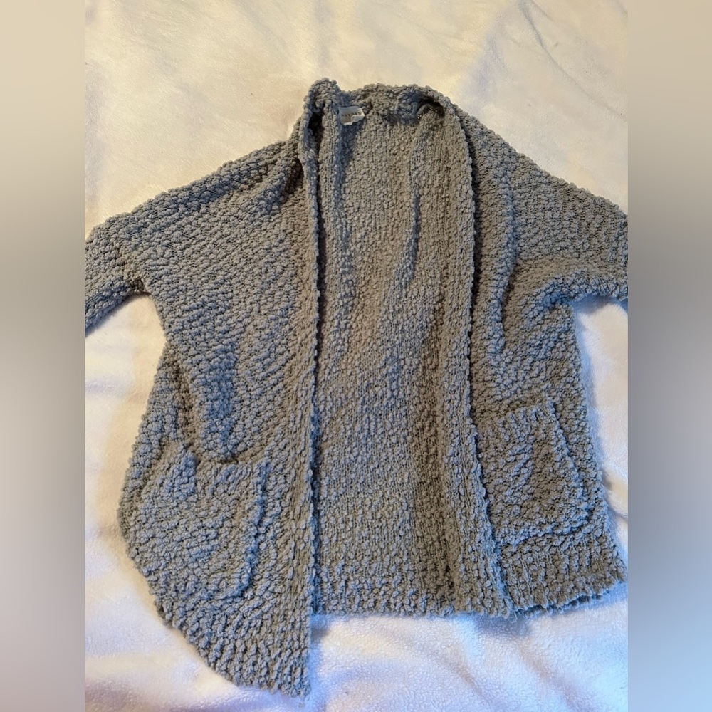 Girls popcorn sweater size large